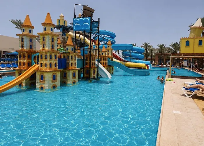 By Lagoon With Pools & Aqua Park *