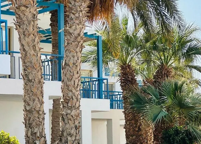 By Lagoon With Pools & Aqua Park Daire
